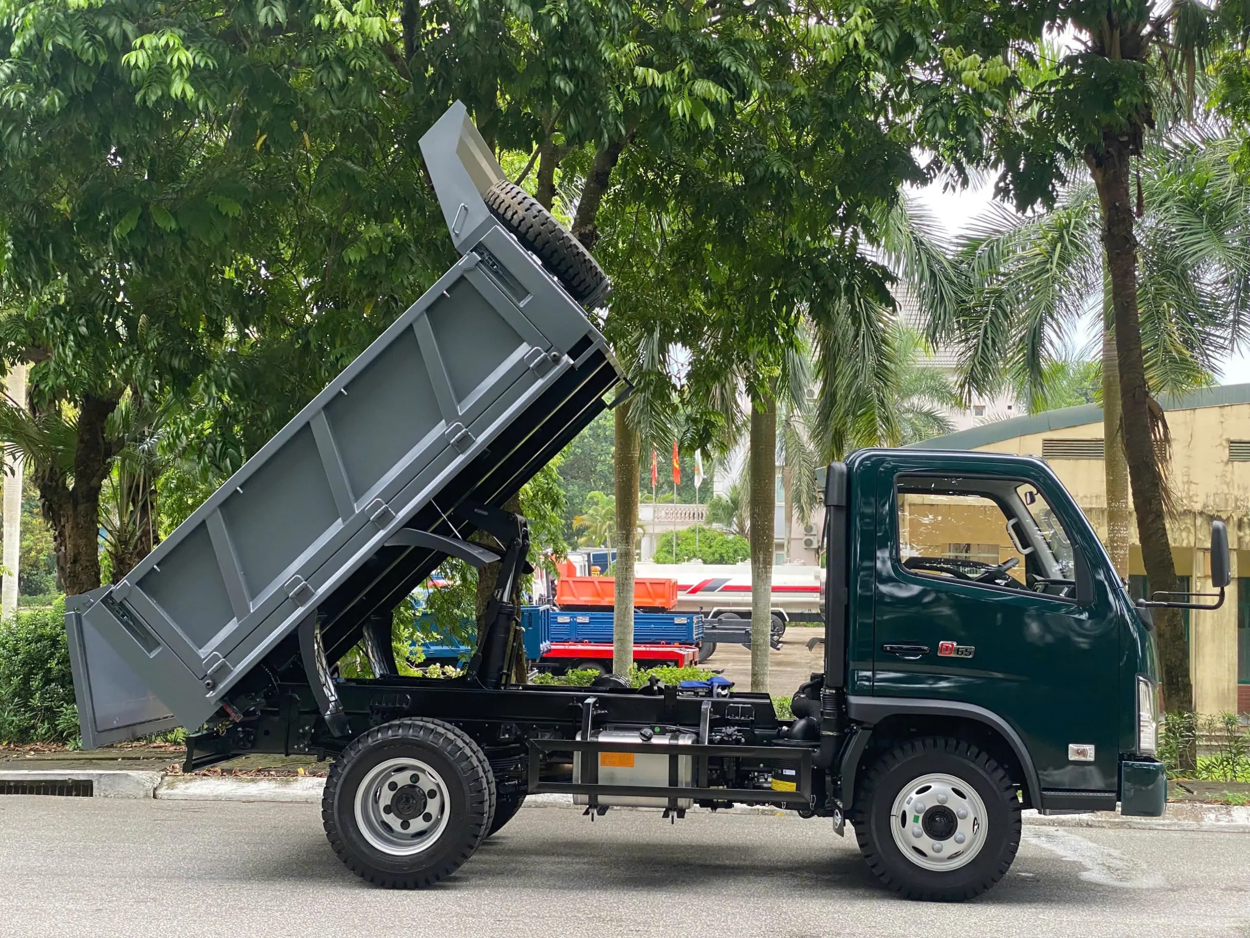 Bạn đã biết vì sao xe ben 3 khối D65 lại là lựa chọn hợp lý cho doanh nghiệp vừa và nhỏ?