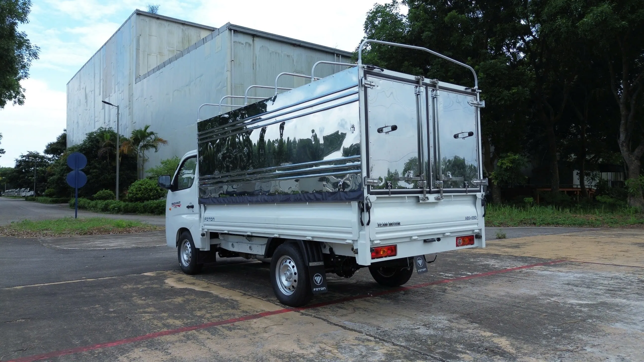 Bạn đã biết gì về xe tải 1 tấn T25 thùng mui phủ của Minh Anh Auto?